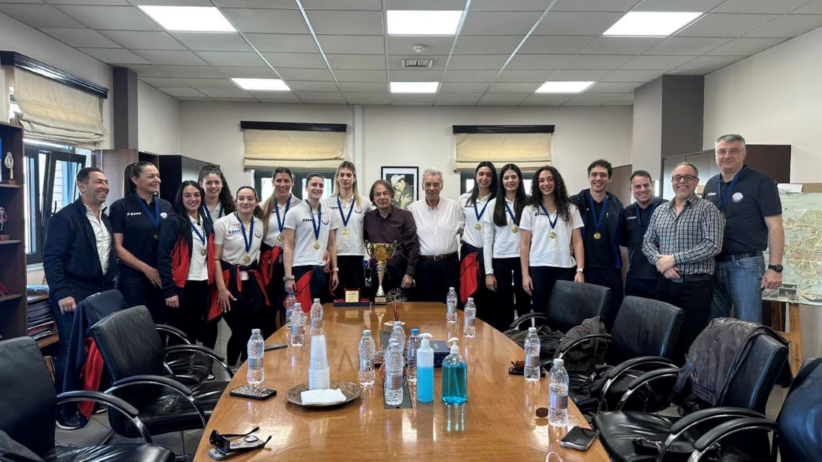 &Tau;&Iota;&Mu;&Eta;&Tau;&Iota;&Kappa;&Eta; &Beta;&Rho;&Alpha;&Beta;&Epsilon;&Upsilon;&Sigma;&Eta; &Tau;&Omicron;&Upsilon; &Sigma;&Upsilon;&Lambda;&Lambda;&Omicron;&Gamma;&Omicron;&Upsilon; &Omicron;&Phi;&Alpha; &Alpha;&Pi;&Omicron;&Lambda;&Lambda;&Omega;&Nu;&Iota;&Omicron;&Sigma; &Kappa;&Epsilon;&Rho;&Alpha;&Tau;&Sigma;&Iota;&Nu;&Iota;&Omicron;&Upsilon; (VOLLEY) &Alpha;&Pi;&Omicron; &Tau;&Omicron;&Nu; &Delta;&Eta;&Mu;&Alpha;&Rho;&Chi;&Omicron; &Tau;&Eta;&Sigma; &Pi;&Omicron;&Lambda;&Eta;&Sigma; &Chi;&Rho;&Eta;&Sigma;&Tau;&Omicron; &Beta;&Rho;&Epsilon;&Tau;&Tau;&Alpha;&Kappa;&Omicron;